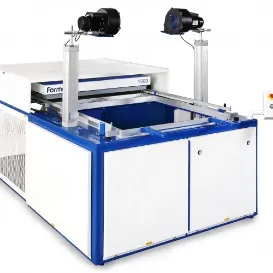 世界で最も売れているデスクトップ型高機能小型真空成型機formech1500本体写真