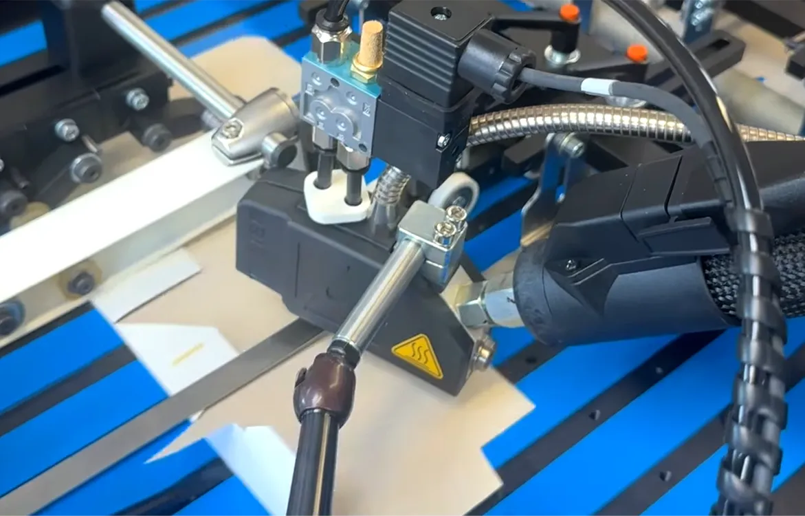 easy_glueで加工したパッケージ