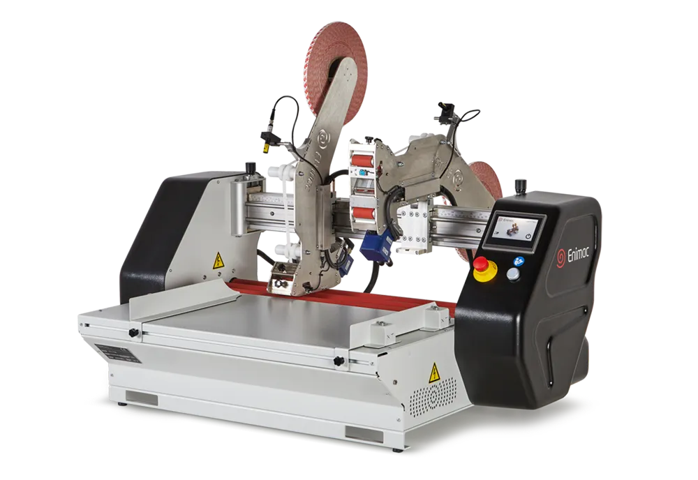 Enimac X-TREME Light700の製品画像