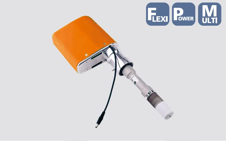 KongsbergXのロングストロークナイフツール