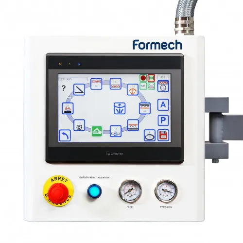 世界で最も売れているデスクトップ型高機能小型真空成型機formech TF750 タッチスクリーンを備えたFCV制御インターフェース