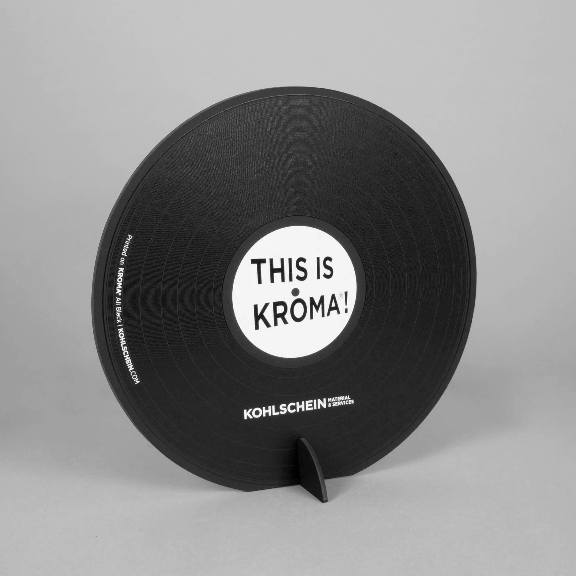 KROMAオールブラック レコード風のオブジェ